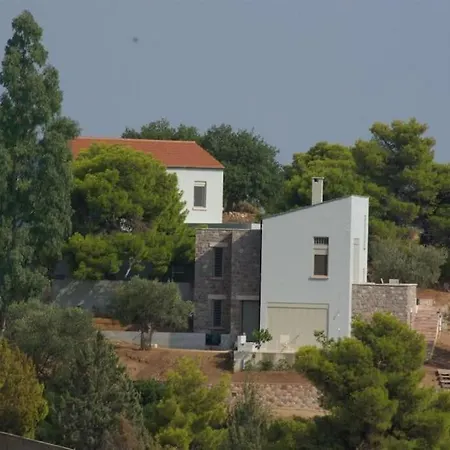 Unique For Art & Nature Lovers פורטו הלי