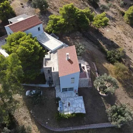 Unique For Art & Nature Lovers Apartmán Porto Cheli