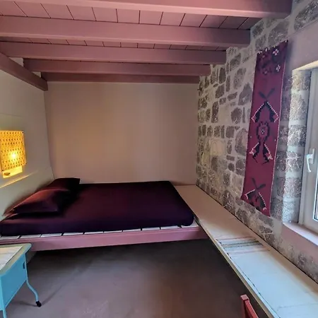 Apartment Unique For Art & Nature Lovers